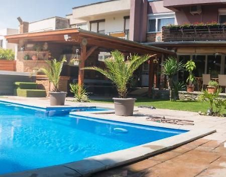 Oazis Apartman Keszthely Ngoại thất bức ảnh