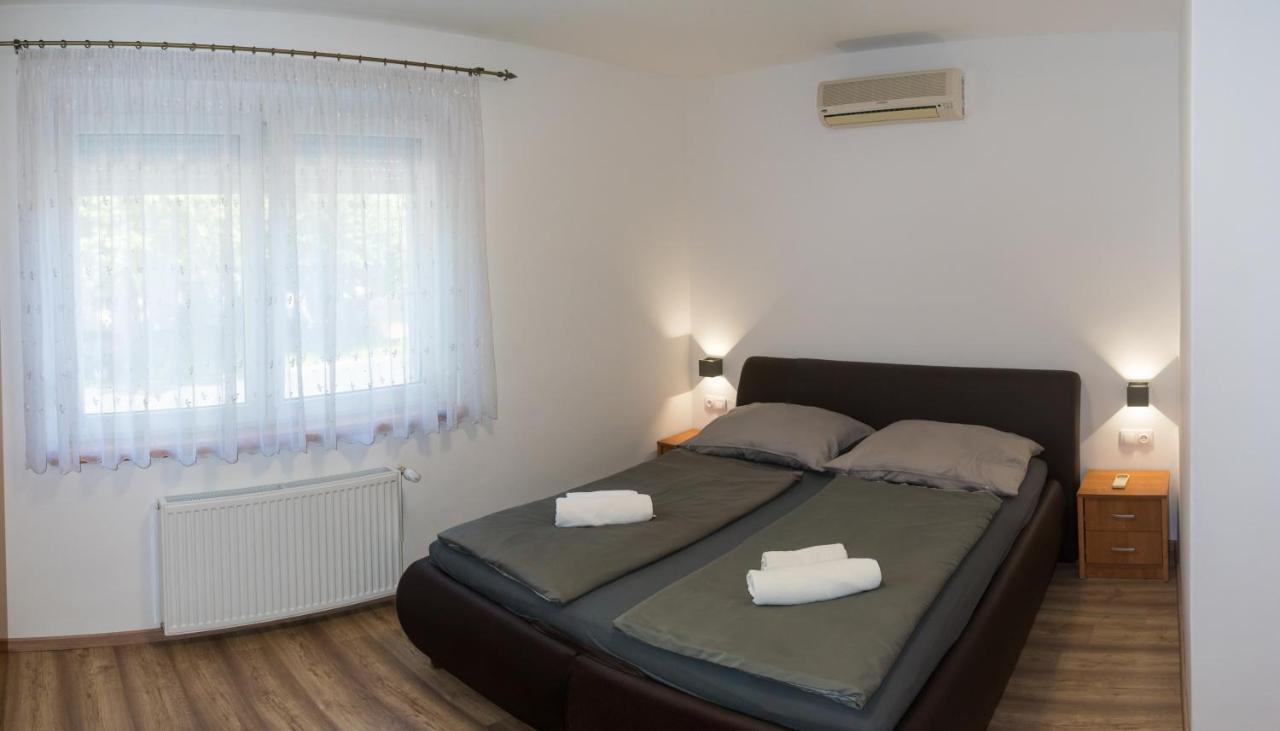 Oazis Apartman Keszthely Ngoại thất bức ảnh