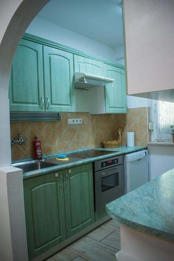 Oazis Apartman Keszthely Ngoại thất bức ảnh